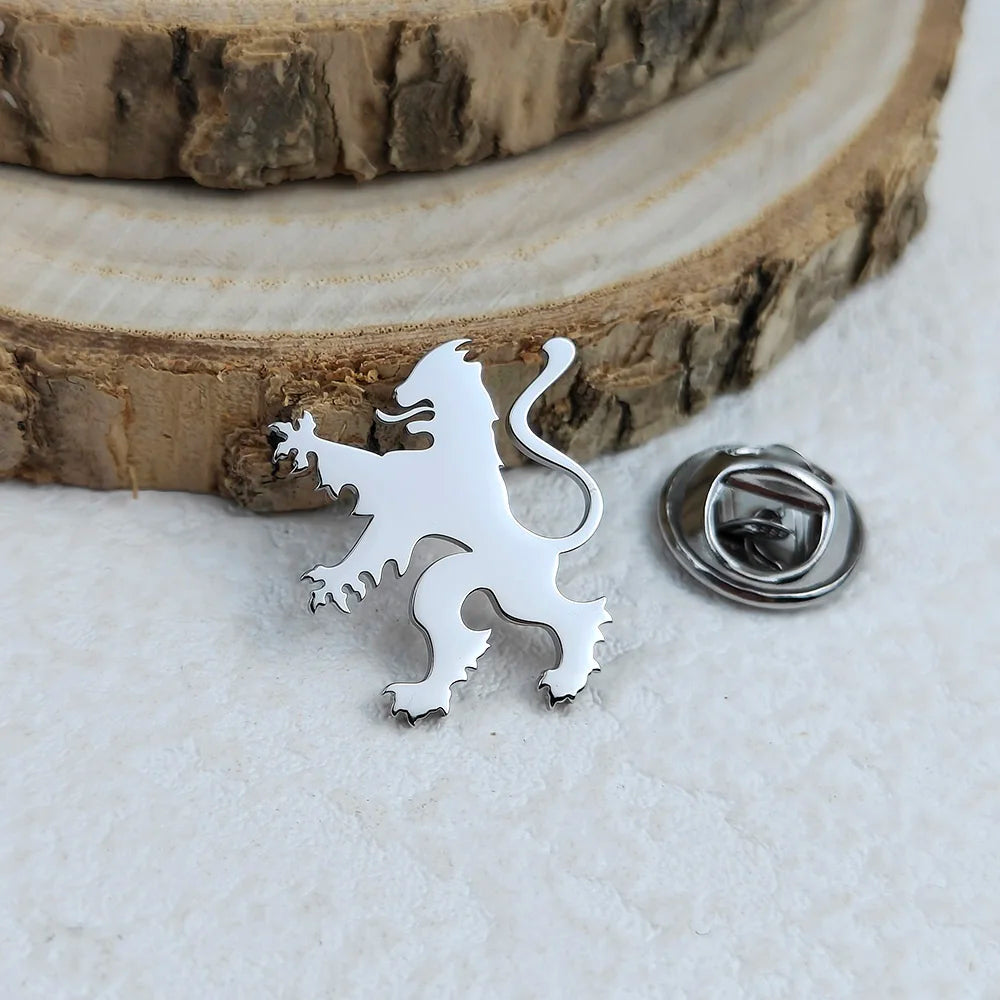 New upright lion men's lapel pin, 316L stainless steel gold-plated badge, black brooch for suit accessories, gift for father