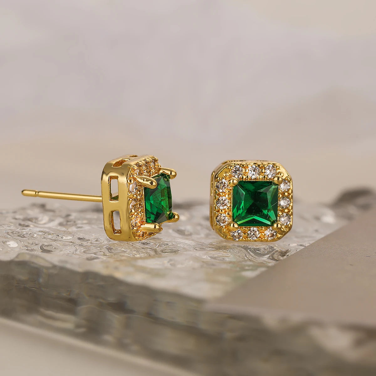 NEWBUY Rot/Weiß/Blau/Rosa/Grün 5 Farben Kristall Quadrat Ohrstecker Für Elegante Frauen Gold Farbe CZ Hochzeit Schmuck