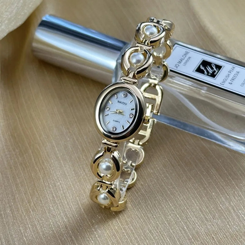 Luxuriöse Perlenarmbanduhr Mode Damenuhr Quarzuhren Marke Ovales Zifferblatt Kleideruhren Dropshipping Relojes Para Mujer