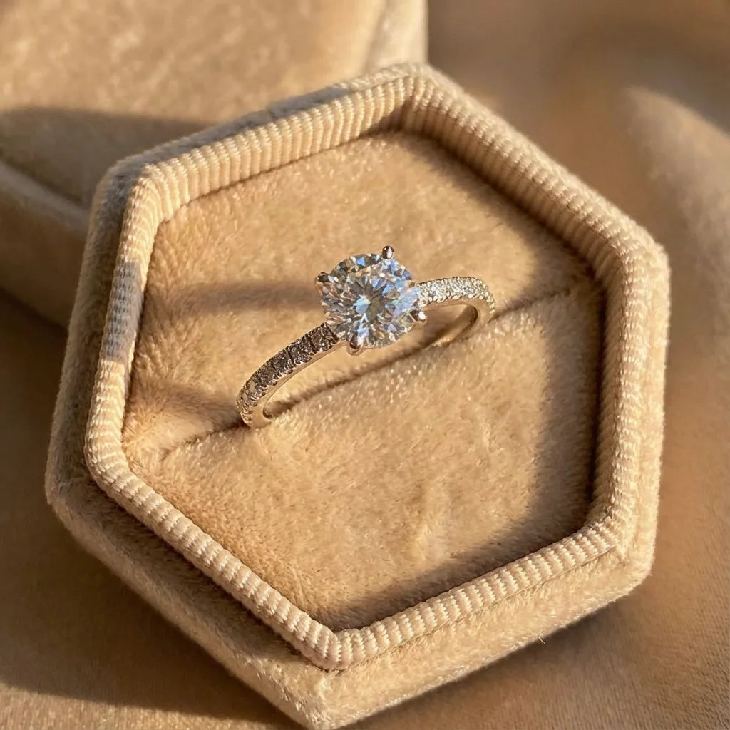 925 Sterling Silber Wunderschöne glänzende Zirkon-Rundringe für Damen Jahrestag Heirat Luxus Hochwertiger edler Schmuck Geschenk