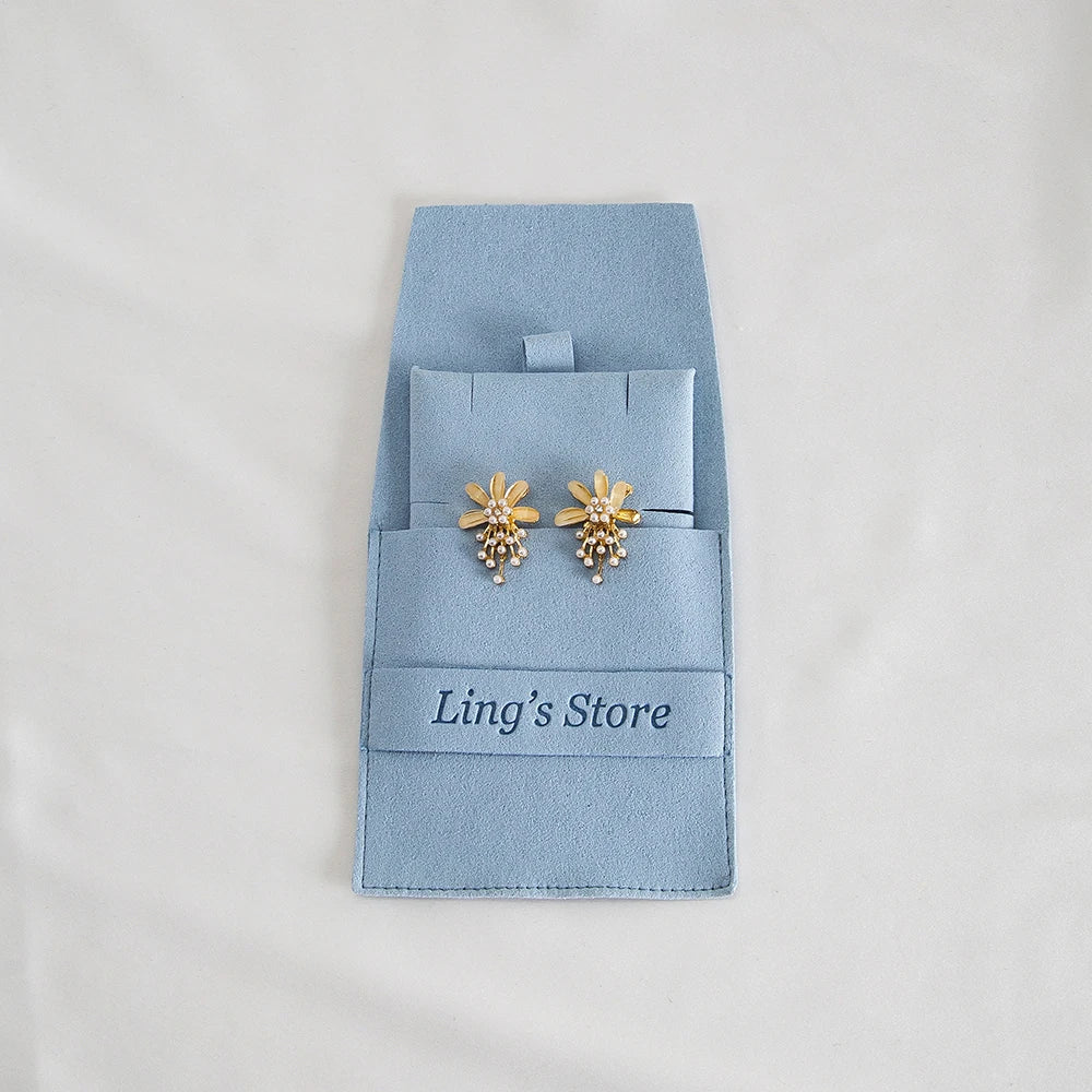 20/50/100 Stück personalisiertes Logo Schmuck Mikrofaserstreifen 8x8cm Taschenkarten für Ohrringe Ohrstecker Halskette Anhänger