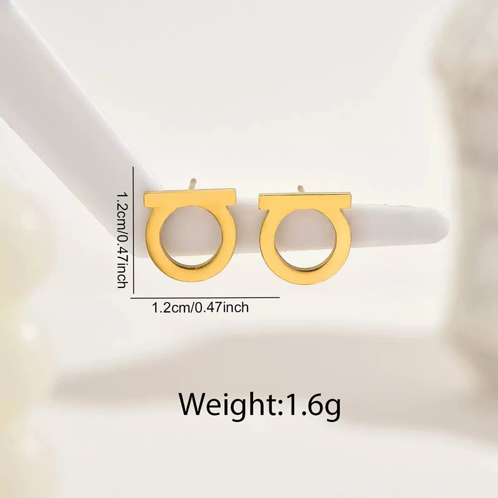 DOTIF Acero Inoxidable Diseño Simple Personalizado Aretes Lujo Ligero Letra D Femenino Moda Pendientes Conmutador Joyería Regalos de Fiesta