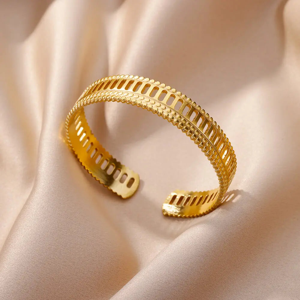 Jesus Armreifen Armband für Frauen Edelstahl Gold Farbe Luxus Armbänder Neuer Trend Hochzeit Schmuck pulseras mujer bijoux