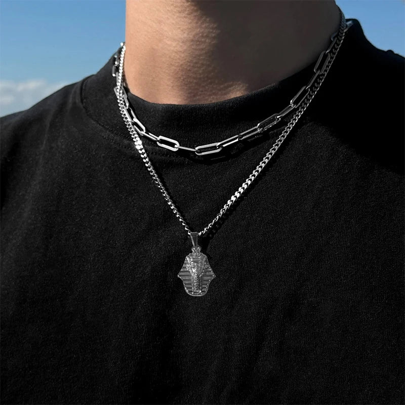 Colgante de Acero Inoxidable Chapado en Oro de 18K Retrato de Faraón Egipcio Vintage Cráneo de León y Encantos de Mano Fantasma Joyería de Moda