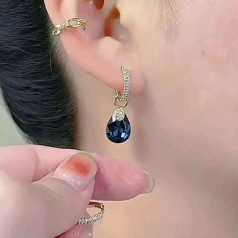 Exquisite blaue tropfenförmige Kristall-Anhänger-Ohrringe für Frauen Mode personalisierte tägliche Accessoires Party-Schmuck Geburtstagsgeschenk