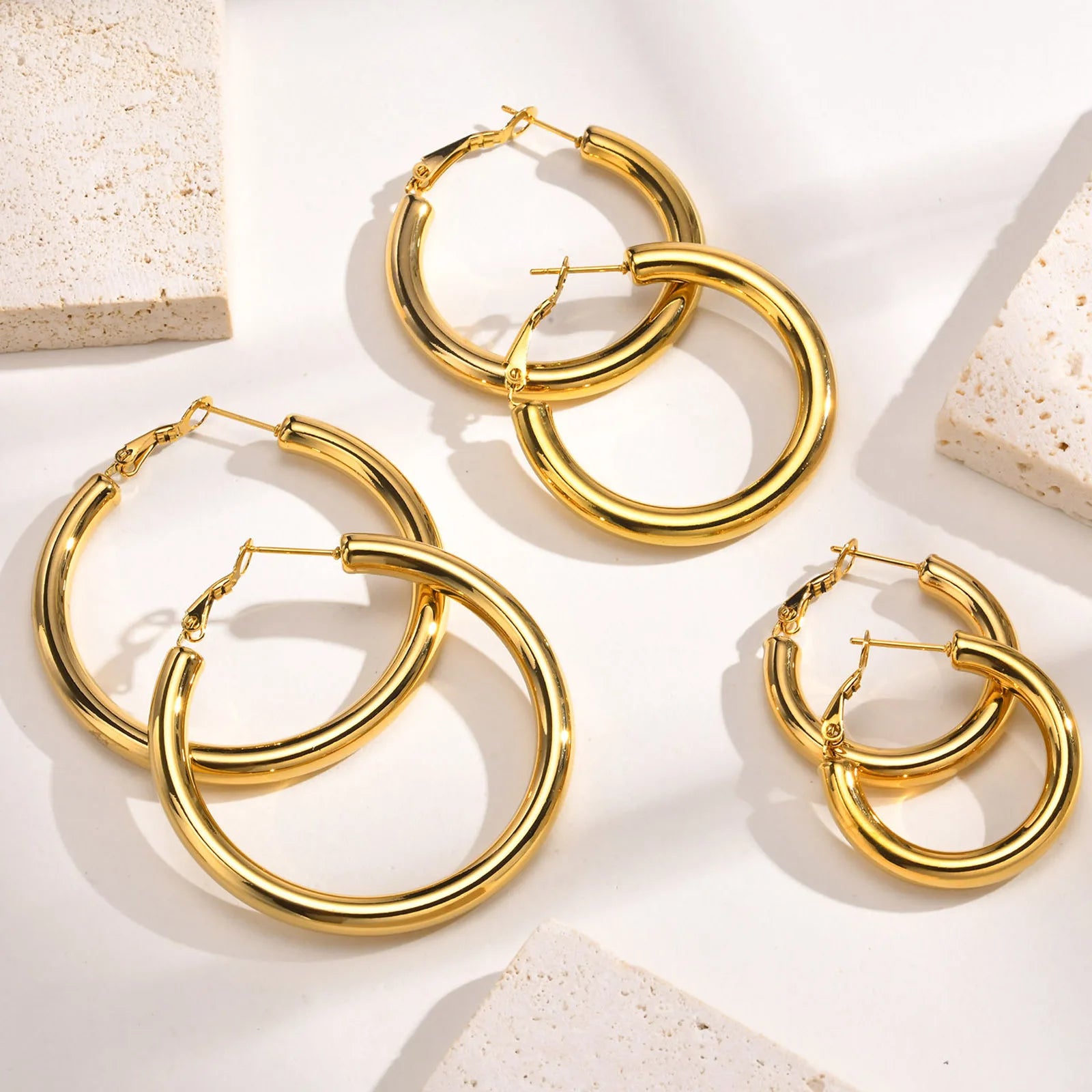 30/40/50mm Kreisförmige Creolen für Damen, Klassische Edelstahl 18k Vergoldete Minimalistische Schmuck Hypoallergen