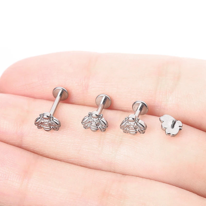 Piercing Labret G23 Titanio Serpiente Abeja Pluma 16G Rosca Interna Pendiente Cartílago Hélice Joyería Corporal