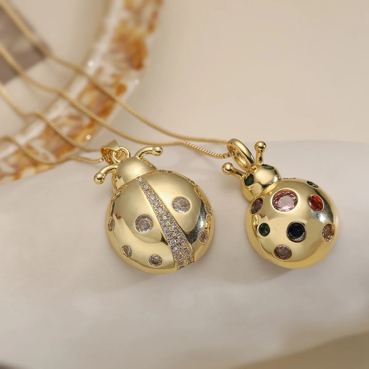 NEWBUY 2025 New Arrival Gold Color Delicate Ladybug Pendant Necklaces For Women AAA Cubic Zirconia Copper Jewelry Gift