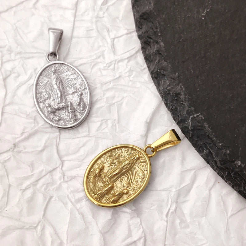 Collar con Colgante de Hip Hop Jesús y la Virgen María - Joyería de Acero Inoxidable con Chapado en Oro de 18K PVD para Regalo de Hombre