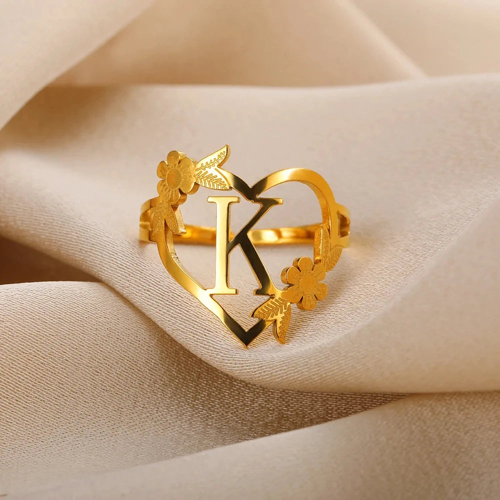 Edelstahl Initialen Buchstaben Herzringe für Frauen Mädchen Goldfarben Blumen Alphabet Ring Mode Valentinstags Schmuck Geschenk