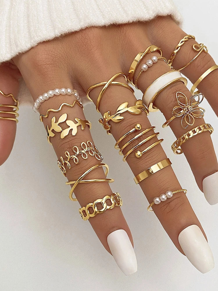 28tlg. Modischer Ring-Set für Damen, herzförmiges Design, geometrisches böhmisches Element, Akzentring, Alltag, Dating, Party Schmuck 2025
