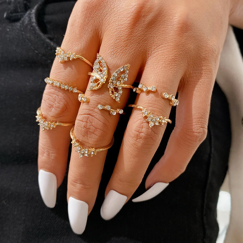 Bohemian Schmetterling Perlenringe Set für Damen Glänzende Perle Gothic Vintage Plattiert Retro Strass Einfacher Fingerschmuck Geschenk