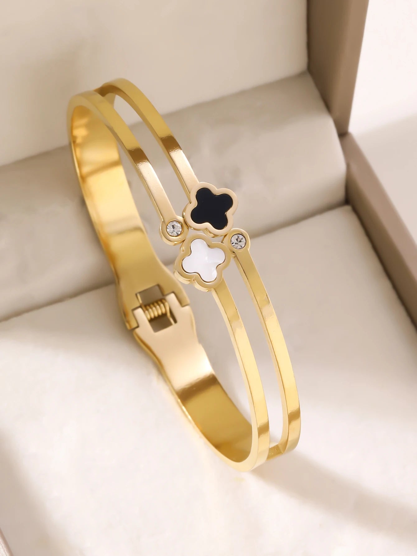 1 Stück/Set Damen Hochzeitsschmuck Party Feiertag Valentinstag Geschenk Edelstahl Armband 18K vergoldet Armband