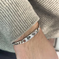 Personalisiertes Armband aus Edelstahl für Damen und Herren mit realistischer Augen-Gravur – flippiger Schmuck für Paare mit Foto