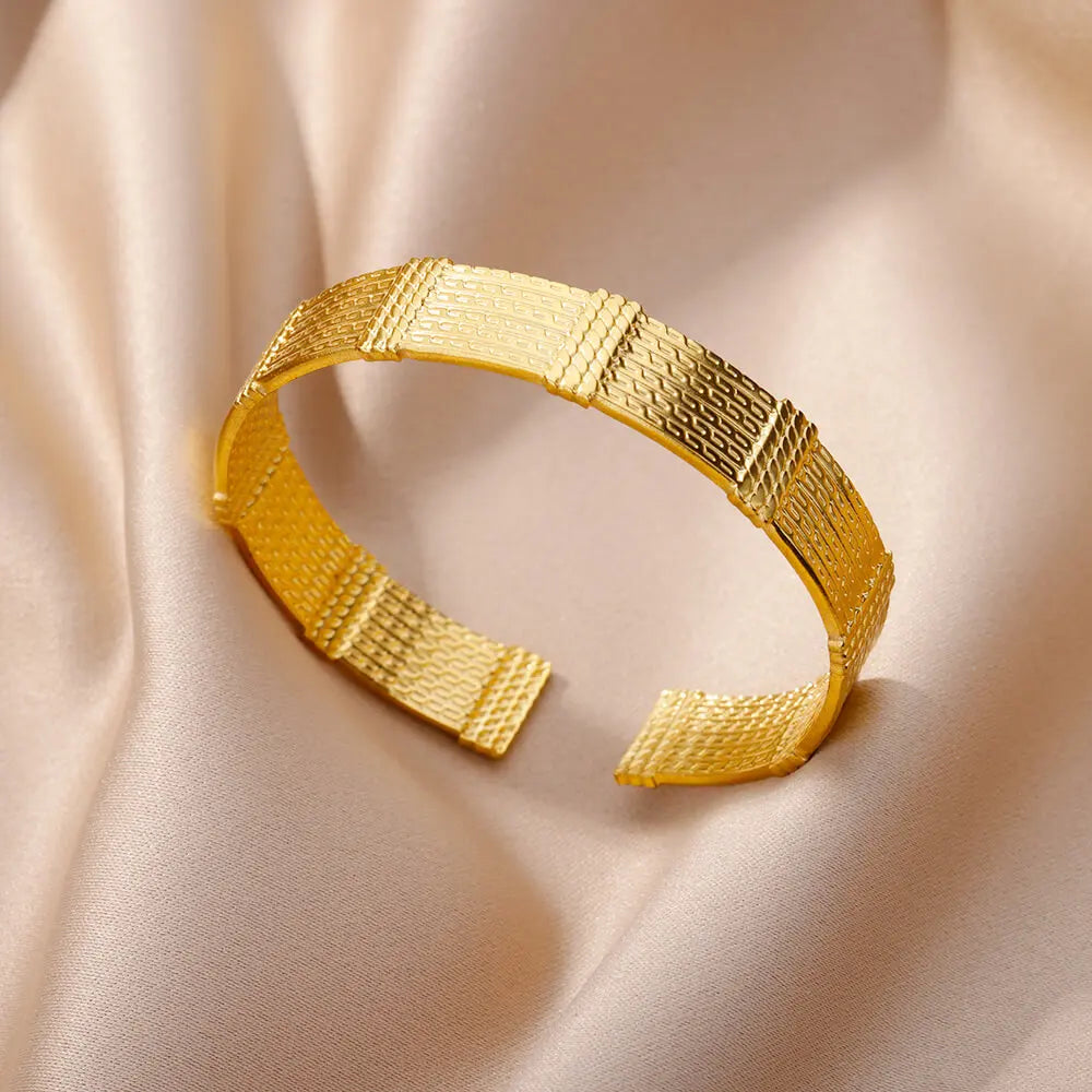 Jesus Armreifen Armband für Frauen Edelstahl Gold Farbe Luxus Armbänder Neuer Trend Hochzeit Schmuck pulseras mujer bijoux