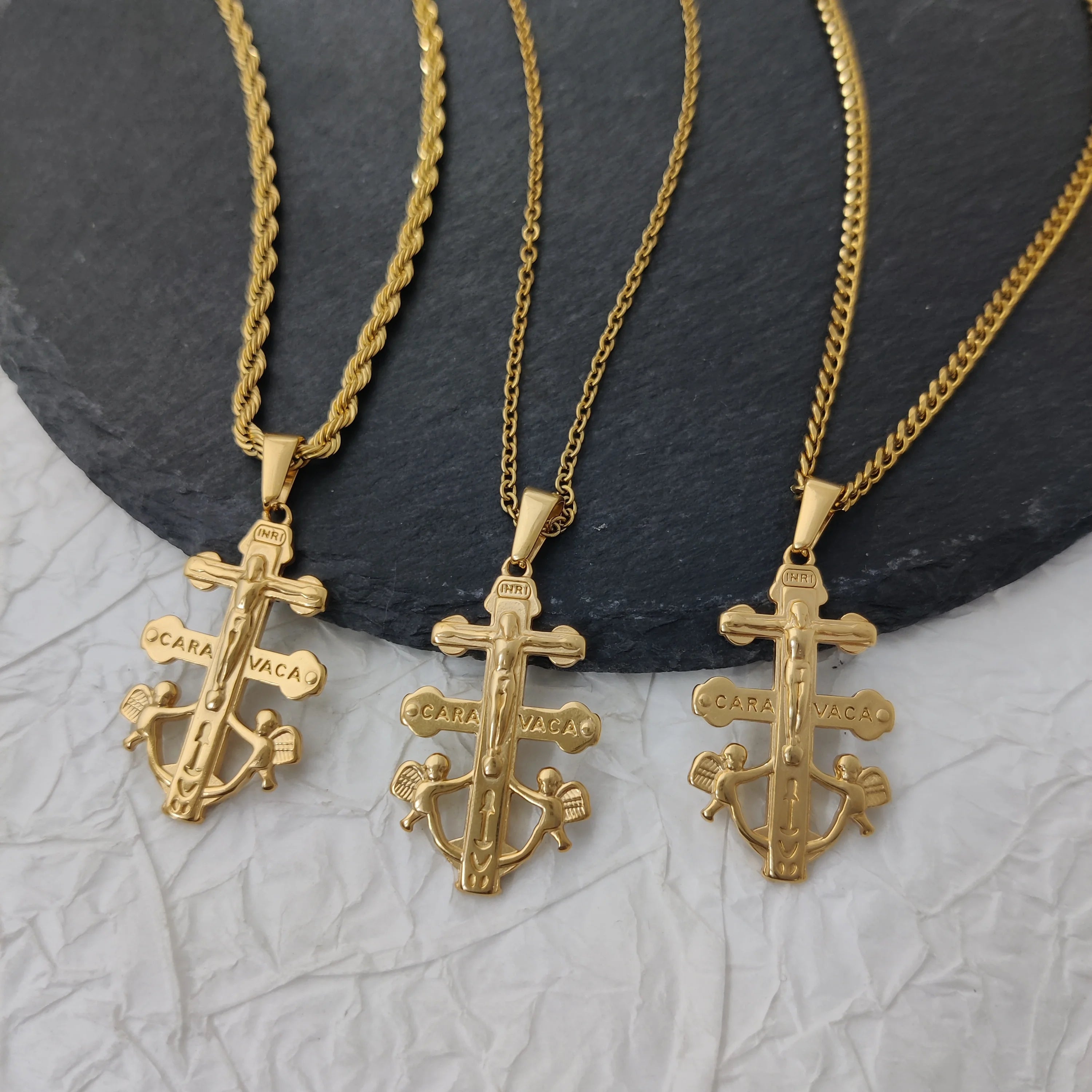 Colgante Cruz de Caravaca con Cristo y Ángeles en Relieve de Acero Inoxidable Abalorios Cruz de Caravaca Accesorios DIY