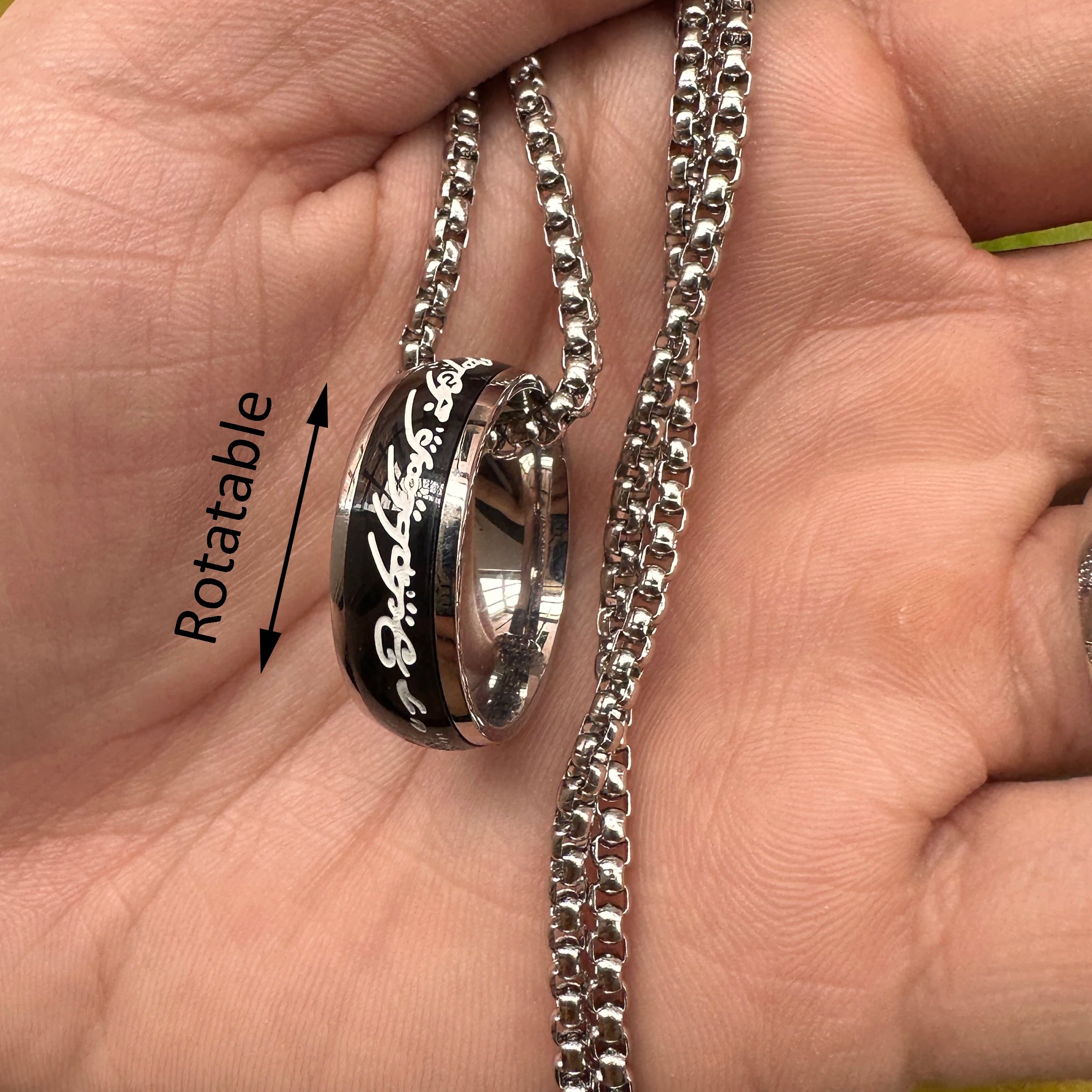 2024 Neuer Trendiger Einfacher 3D Geschnitzter Glaubensring Edelstahl Paar Farbig Plattierte Kettenringe Retro Herrenschmuck Geschenke Custom