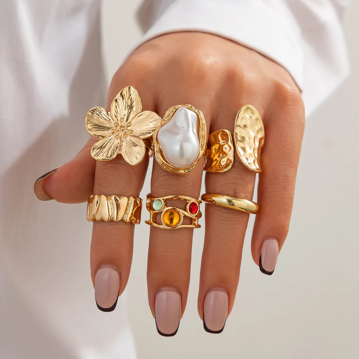 6tlg/Set Vintage Metall Blumen Ring Set für Damen Punk Elegant Barock Imitationsperlen Knöchelringe Alltag Party Urlaubsgeschenke