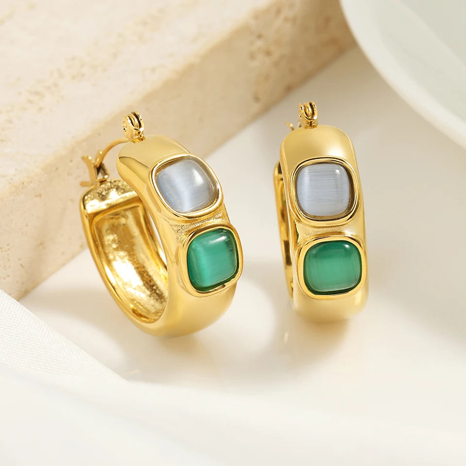 ZAKOL Vergoldete Edelstahl-Creolen für Damen, Vintage-Grünstein-Anhänger, trendiger wasserdichter Schmuck als Geschenk
