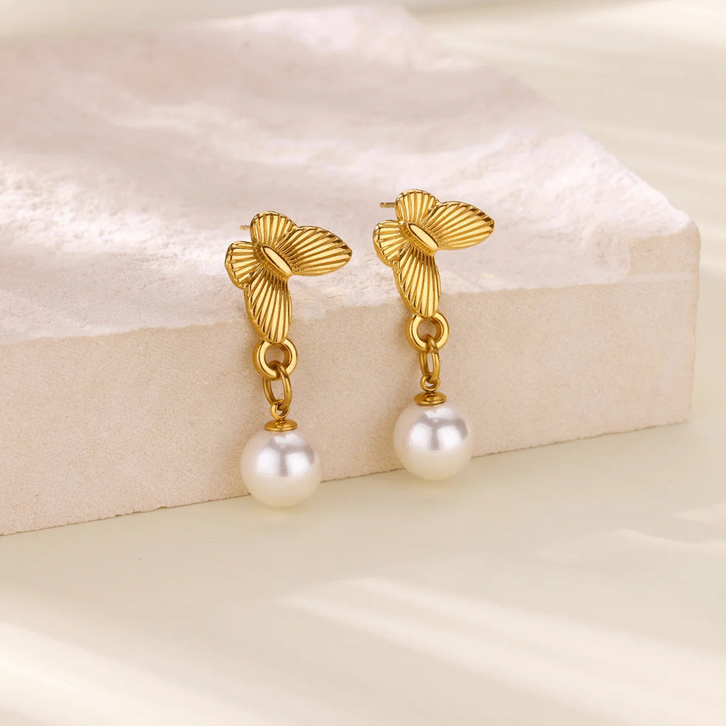Elegante Imitationsperlen-Ohrringe für Damen Edelstahl Herz Schmetterling Muschel Tropfenohrringe Luxuriöser Ästhetischer Schmuck als Geschenk