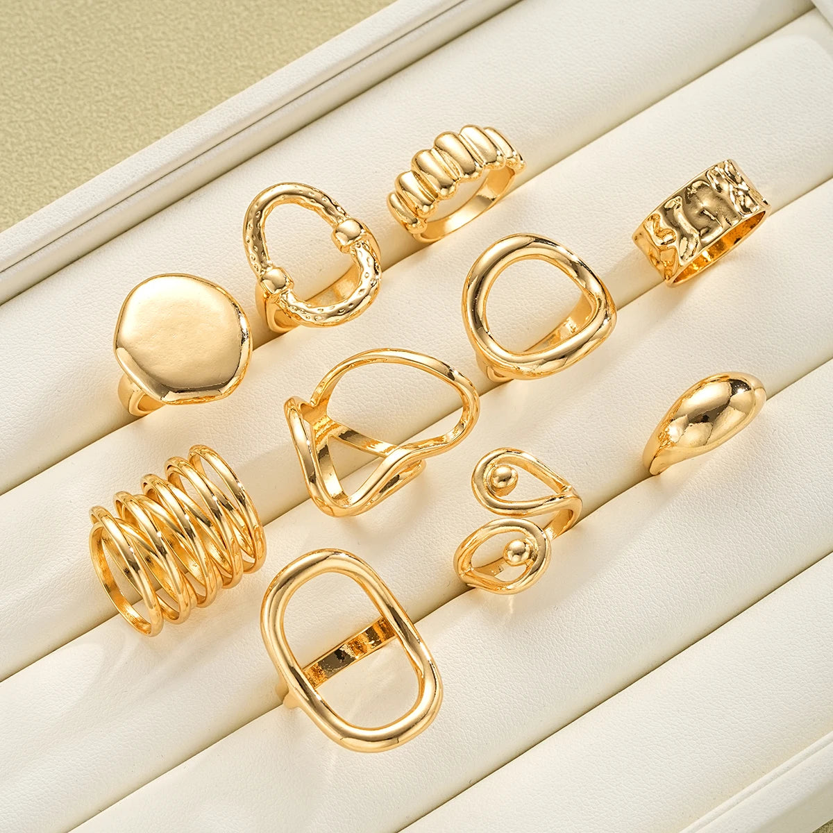 Neue 10-teilige/Set unregelmäßige glatte Ringe für Frauen, geometrisch übertrieben, goldfarbene Fingerringe, Vintage-Mode-Partyschmuck