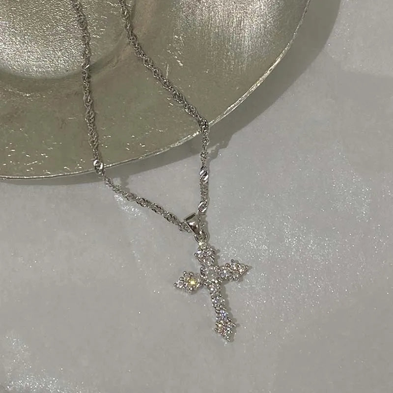 Glänzende Kristall Zirkon Kreuz Anhänger Halskette für Frauen Mädchen Punk Silber Farbe Dünne Kette Halskette Party Schmuck Geburtstagsgeschenk