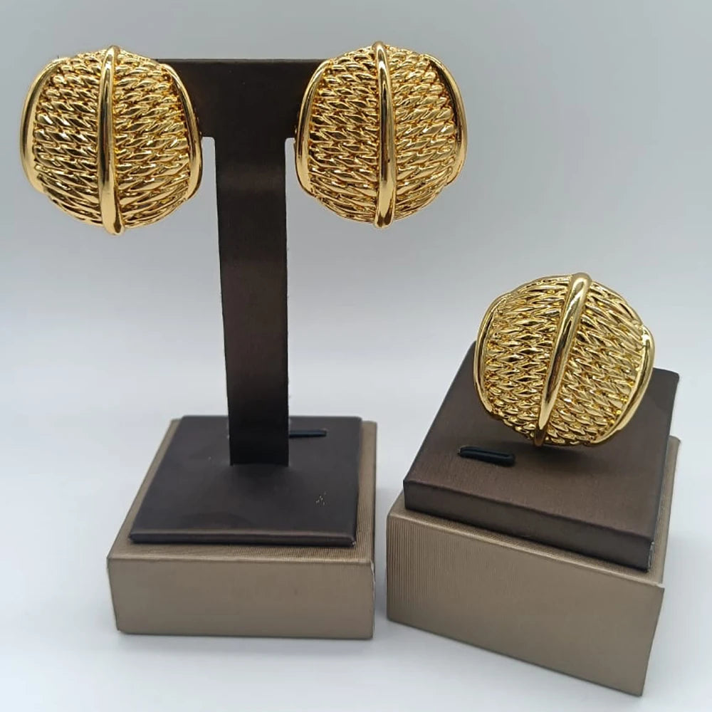 Dubai Vergoldeter Schmuckset für Damen, neues Design, Ohrringe und Ring-Set für afrikanische Ohrclips und Fingerring-Verlobungsset