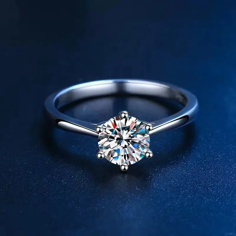 NeeTim 0.3ct 4mm Moissanit-Diamantring für Damen S925 Sterlingsilber mit vergoldetem Eternity Band Hochzeitsfeier Schmuck