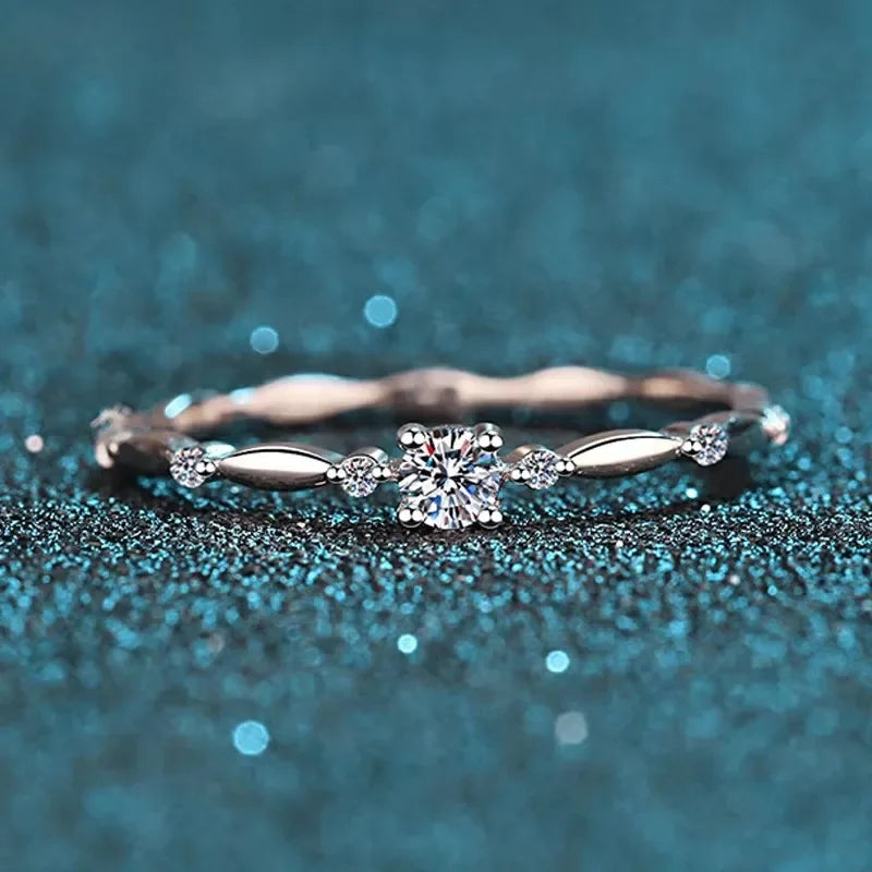 NeeTim D Color VVS1 Moissanit Ring für Damen Hochzeit Edler Schmuck mit Zertifikat 925 Sterling Silber Verlobungsringe Geschenke