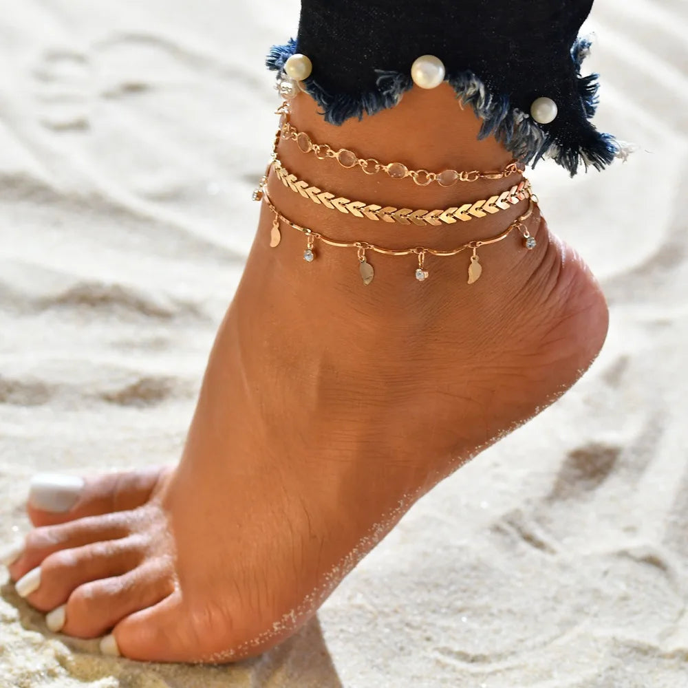 Neues Sommer Muschel Fußkettchen Set für Damen Pailletten Strand Fußkette Goldfarbene Bein Kette am Fuß Weiblicher Böhmischer Schmuck
