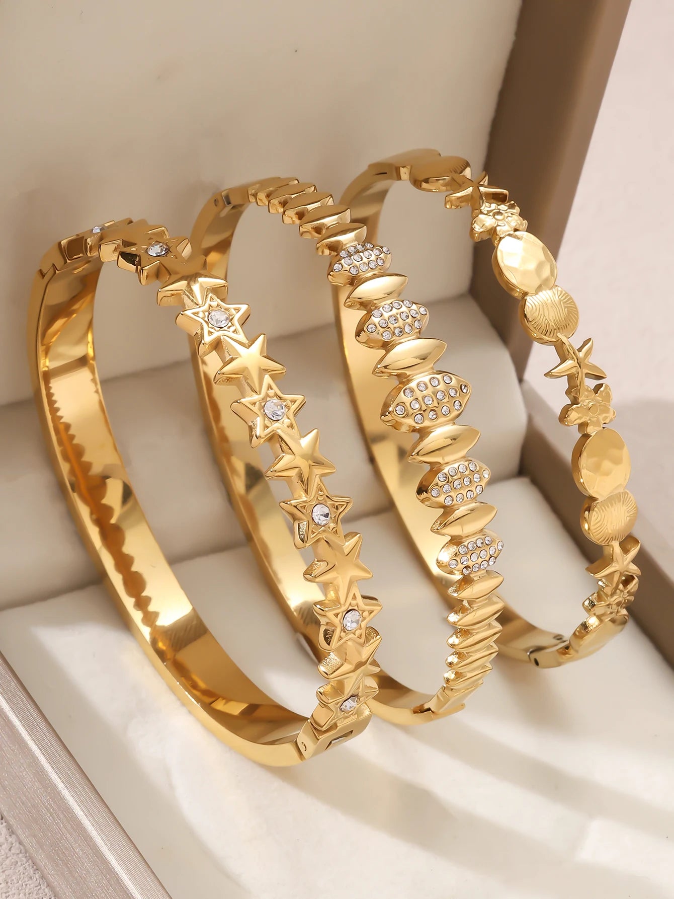 1 Stück/Set Damen Hochzeitsschmuck Party Feiertag Valentinstag Geschenk Edelstahl Armband 18K vergoldet Armband