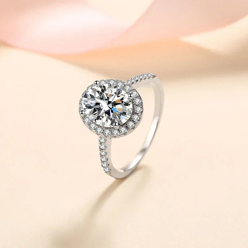 NeeTim 1CT 2CT D VVS1 Ovalschliff Moissanitringe für Damen 925 Sterling Silber Labordiamant Verlobung Hochzeitsfeier Ring Großhandel