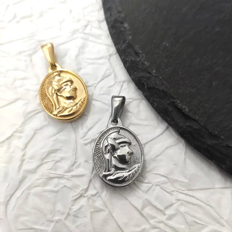 Colgante Centurión Romano Chapado en Oro de 18K Charm Ovalado Chapado en Oro de 18K Estilo Militar Vintage Joyería de Collar para Hombres