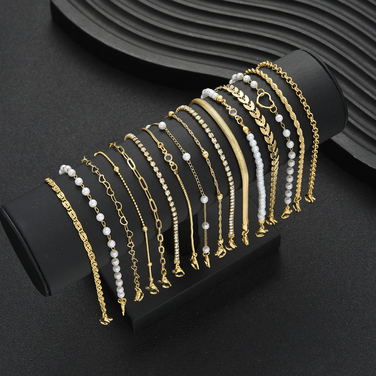16tlg. minimalistisches Herz-Perlen-Strass-Schlangenketten-Armband-Set für Damen Elegante Goldfarbe Verabredungen Urlaube Alltagsschmuck