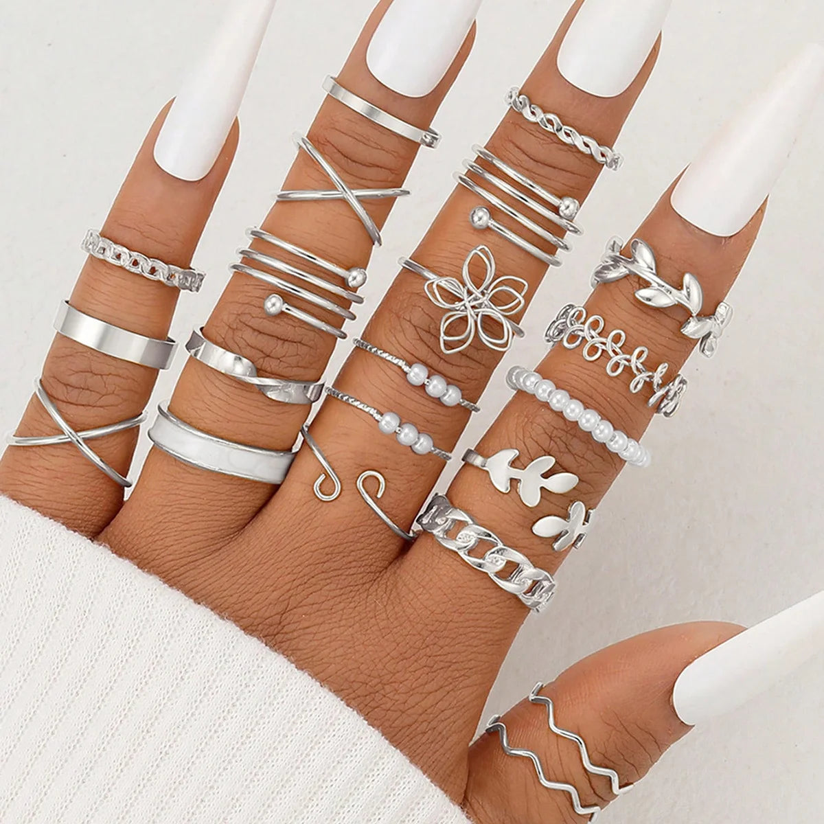 30 STÜCK Silberfarbenes Geometrisches Ring-Set für Damen Vintage Herz Auge Kreuz Sonne und Mond Blatt Anhänger Fingerring Weiblicher Boho Schmuck