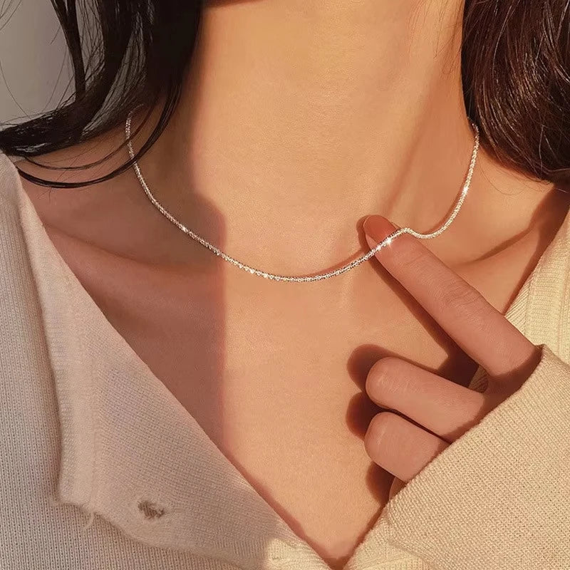 Neue glänzende Schmetterlingskette Damen Exquisite Doppelschicht Schlüsselbeinkette Halskette Schmuck für Damen Geschenk