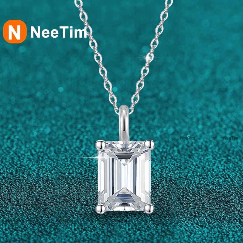 NeeTim 1ct 2ct 3ct 4ct Colgante de moissanita talla esmeralda para mujer, plata S925 con cadena de collar chapada en oro blanco