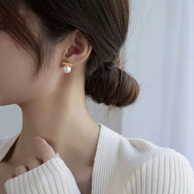 One Character Pearl Personalized Earrings Niche Simple Versatile Earrings Fashionable Temperament High-end Earrings for Women