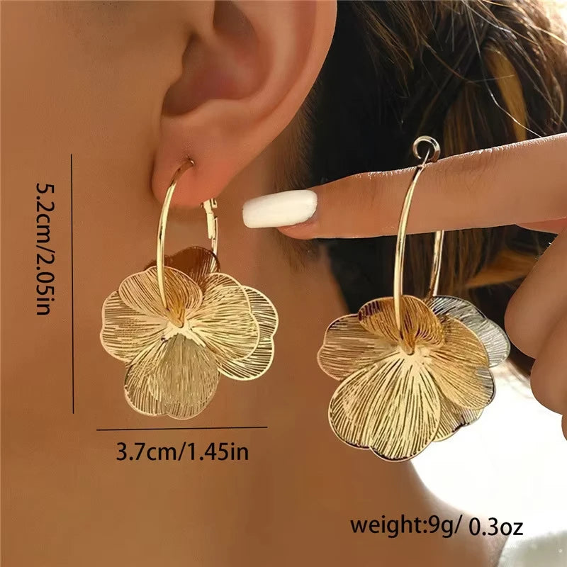 Exquisite Schmetterlingsblumen-Anhänger-Ohrringe, goldfarben, Vintage-Ohrringe, Mode, Hochzeitsfeier, Schmuck-Accessoires