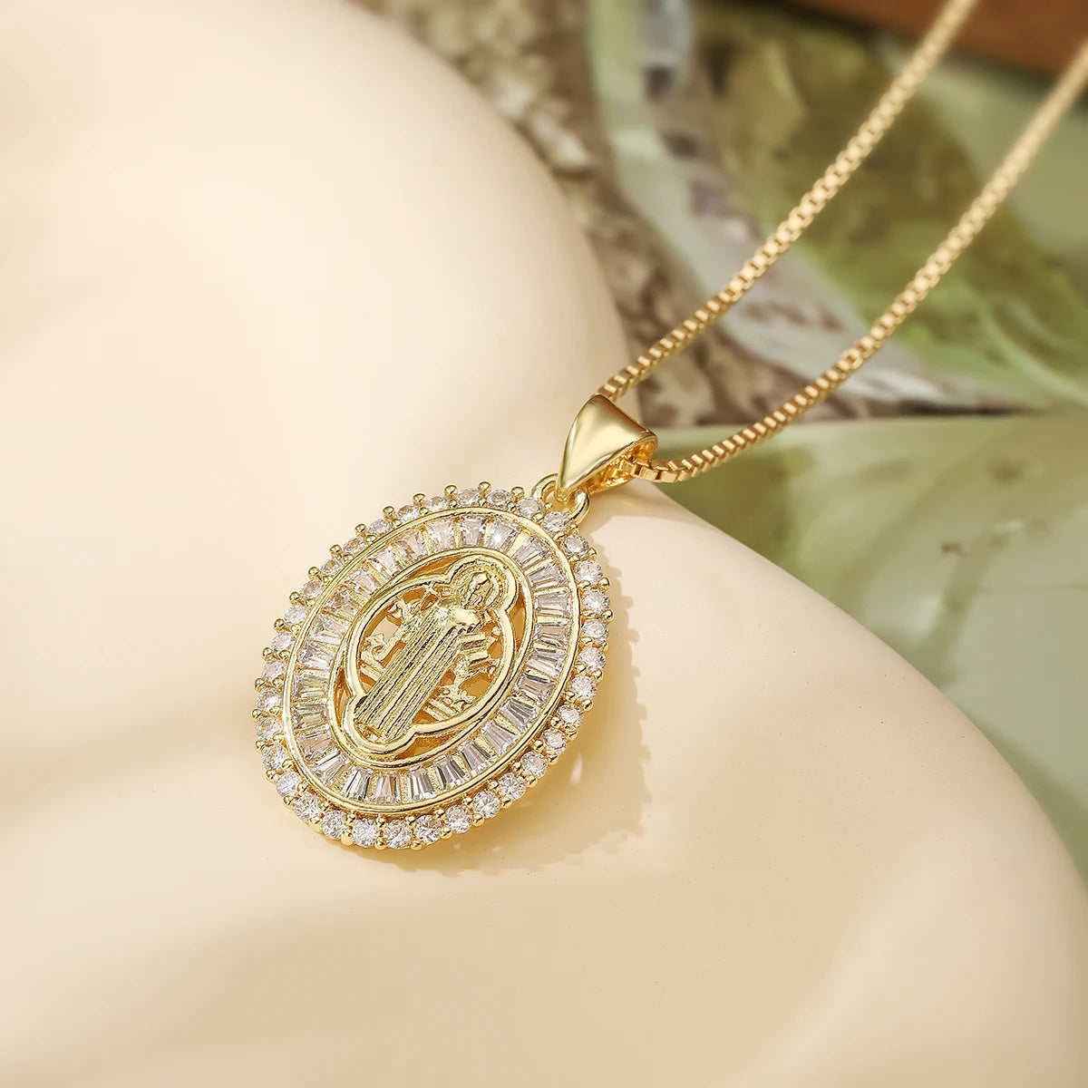 NEWBUY 2025 New Arrival Classic Design Gold Color Virgin Mary Pendant Necklace For Women Shiny CZ Zircon Copper Jewelry
