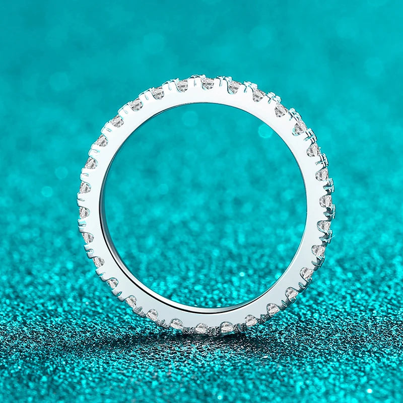 NeeTim D Color 2mm Voll-Moissanit-Diamantring für Damen Sterlingsilber 925 vergoldet Hochzeits-Brautring Schmuck