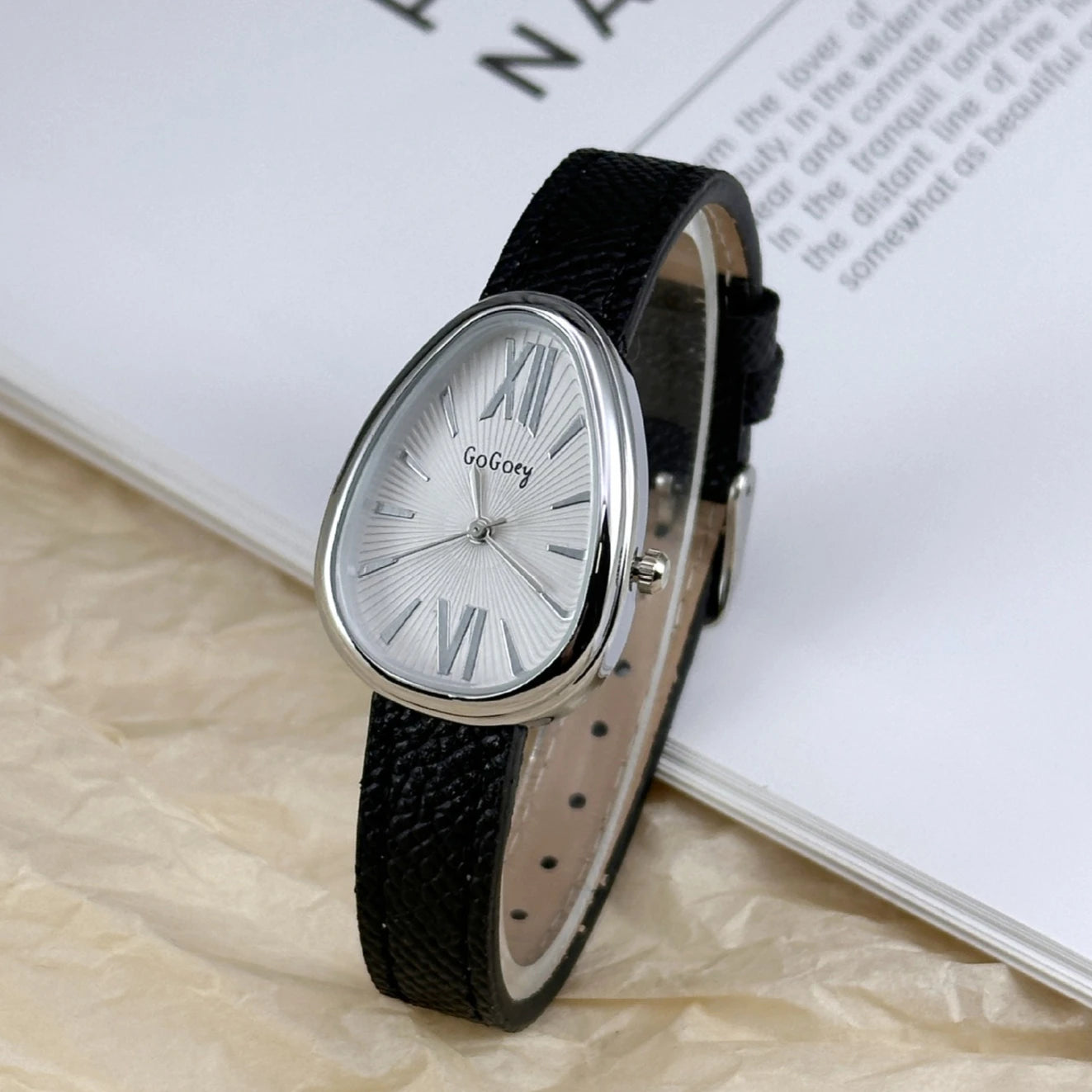 Famoso reloj de cuarzo de marca para mujer, regalo de lujo, reloj de pulsera de cabeza de serpiente para mujer, reloj de pulsera de moda con correa de cuero rojo, Dropshipping