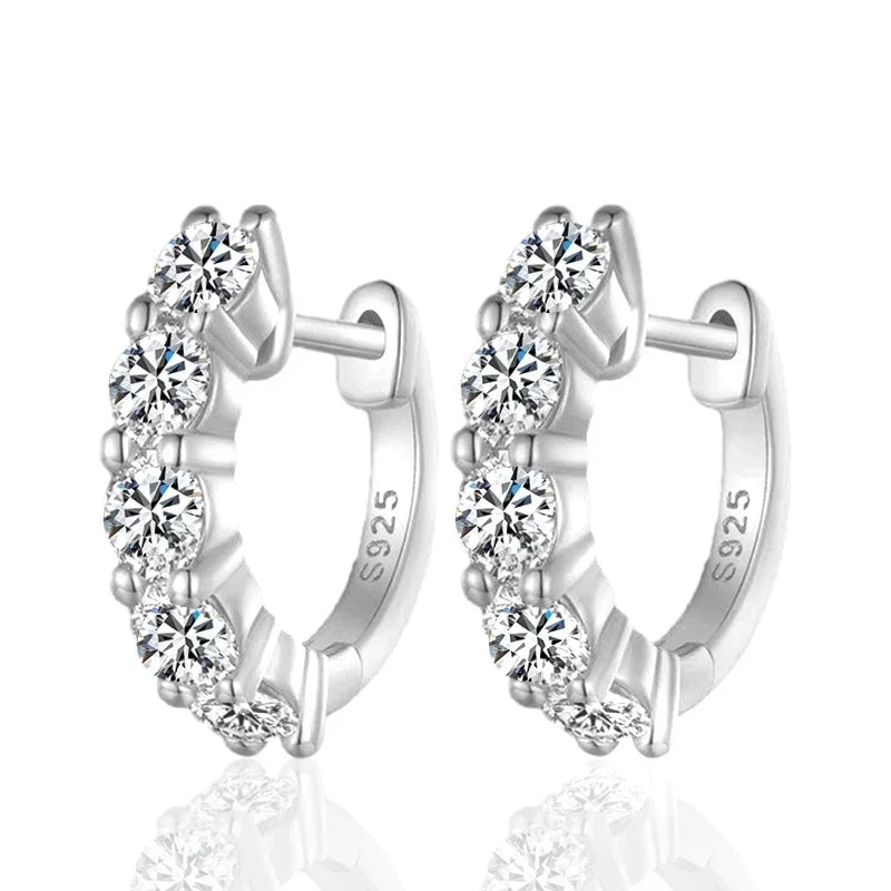 NeeTim 3mm D Color Moissanit Ohrringe 925 Sterling Silber Plattiert Weißgold Creolen für Frauen Hochzeit Party Edler Schmuck