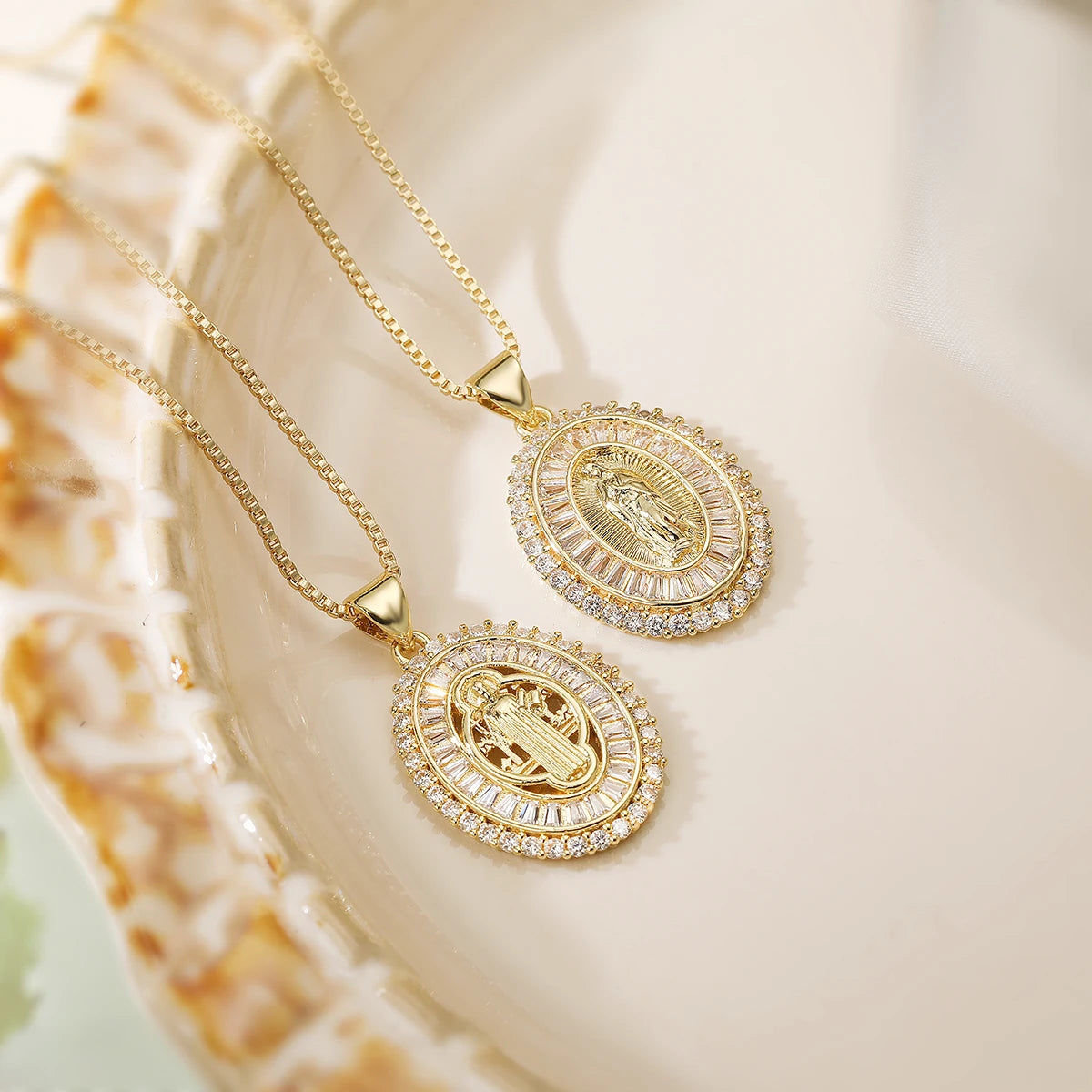NEWBUY 2025 New Arrival Classic Design Gold Color Virgin Mary Pendant Necklace For Women Shiny CZ Zircon Copper Jewelry