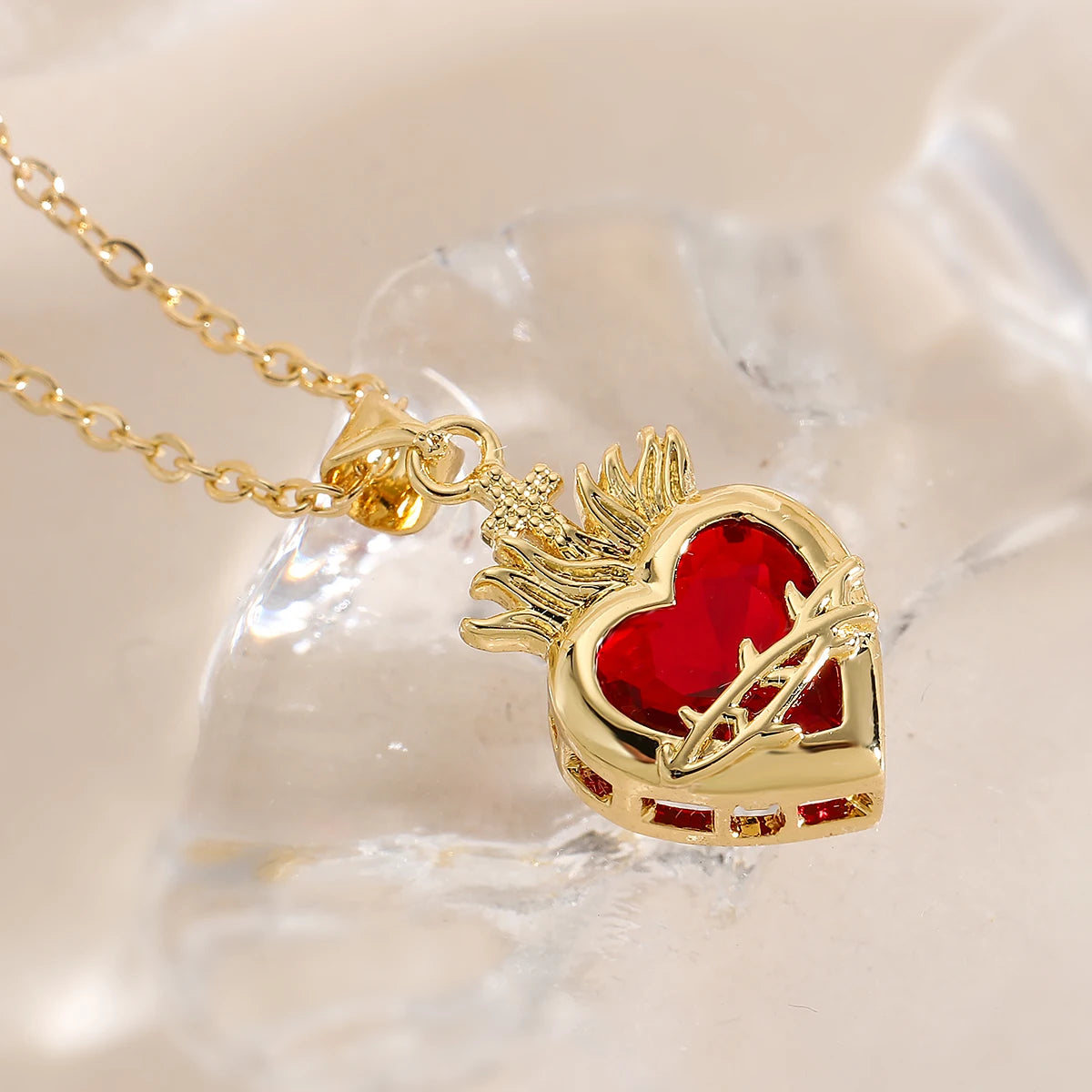 NEWBUY Fashion Gold Color Chain Red Crystal Heart Pendant Necklaces For Women Bling Bling Jewelry