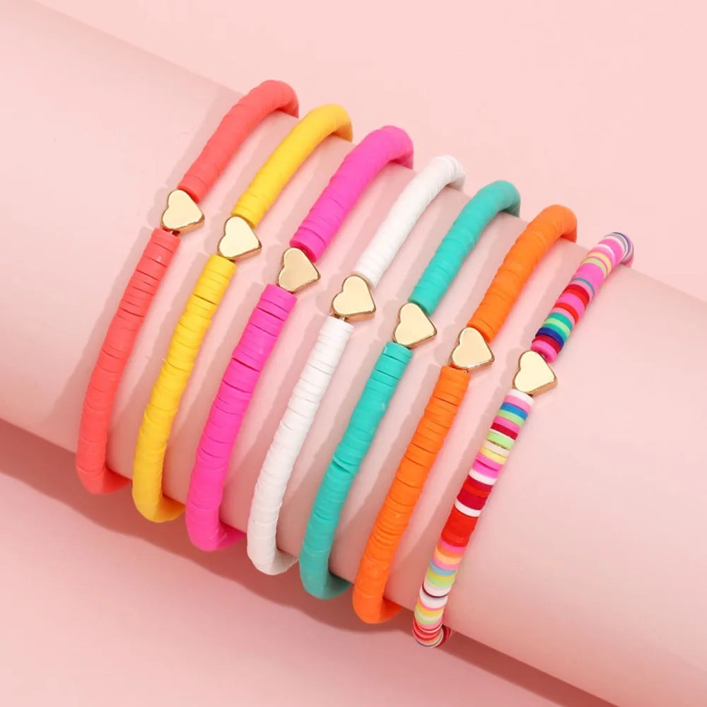 Fashion Regenbogen Stapelbare Armbänder Set Für Frauen Herz-Anhänger Weicher Ton Töpferwaren Schichtperlen Kette Armreif Weiblicher Boho Schmuck