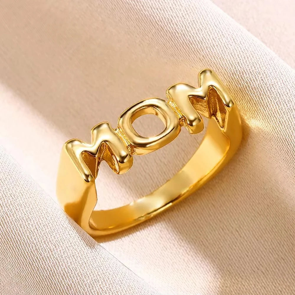 MOM SIS DAD Buchstabenringe für Frauen Männer Vintage Goldfarben Fingerring Modeschmuck Familie Weihnachtsgeschenke