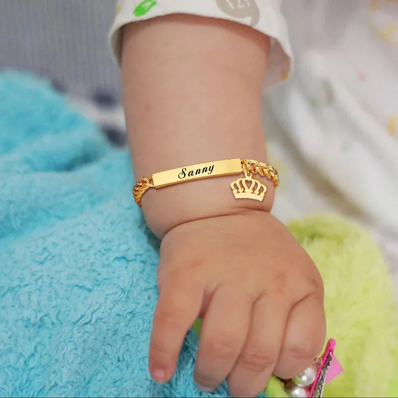 Individuelles personalisiertes Namens-ID-Armband für Mädchen und Jungen, Edelstahl-Gliederketten-Kronenarmband, nicht allergisch