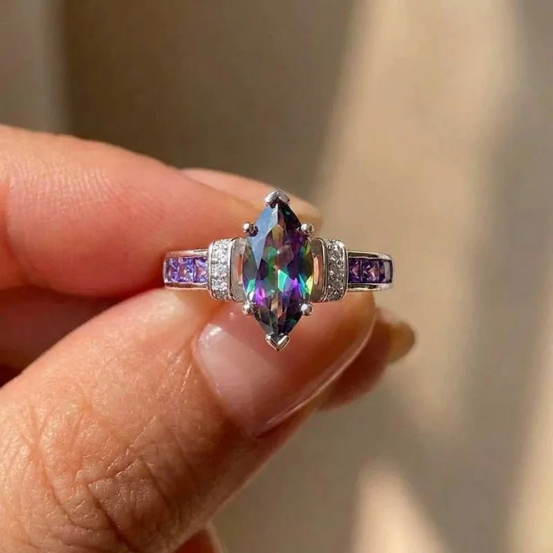 Anillos de fiesta de moda de plata de ley 925 con circonita cúbica púrpura brillante en forma de marquesa y engaste de puntas para mujer, regalo de joyería
