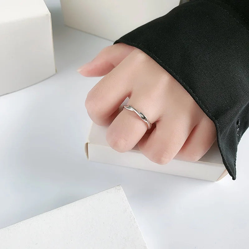 Mode 925 Sterling Silber Einfache gedrehte Drahtringe für Frauen Hochzeit Feiner Schmuck Geschenk Großhandel